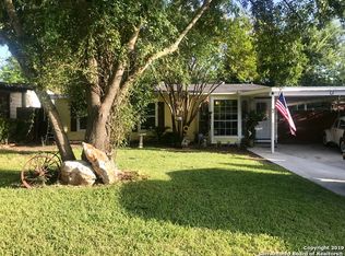 322 Cherry Ridge Dr, San Antonio, TX 78213
