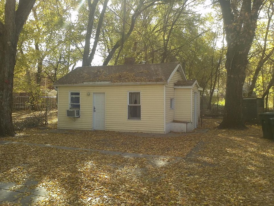 2nd image of 261 7th St