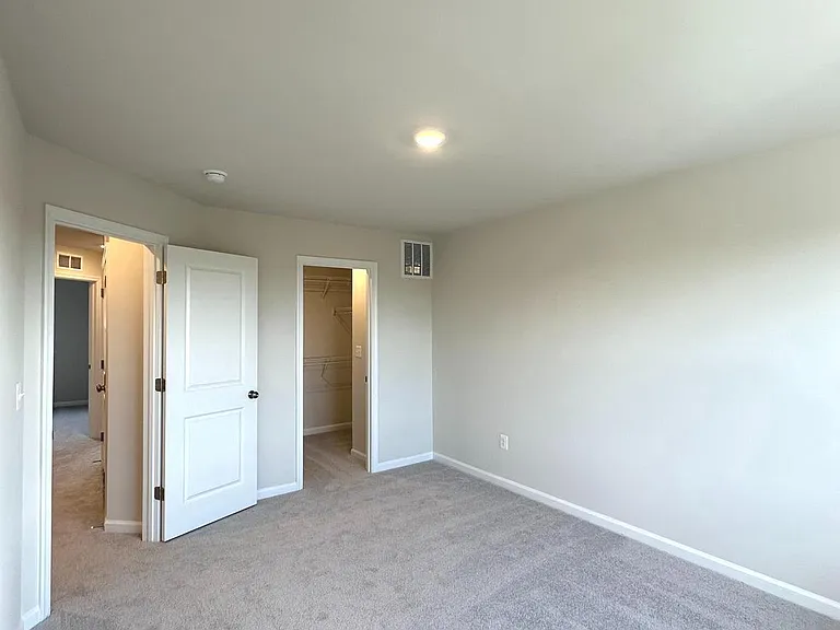 271 Swan Field Ave — Photo 36