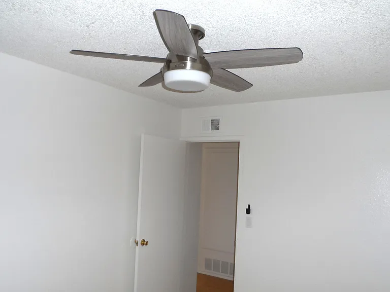 6633 Stonepine Ln — Photo 18