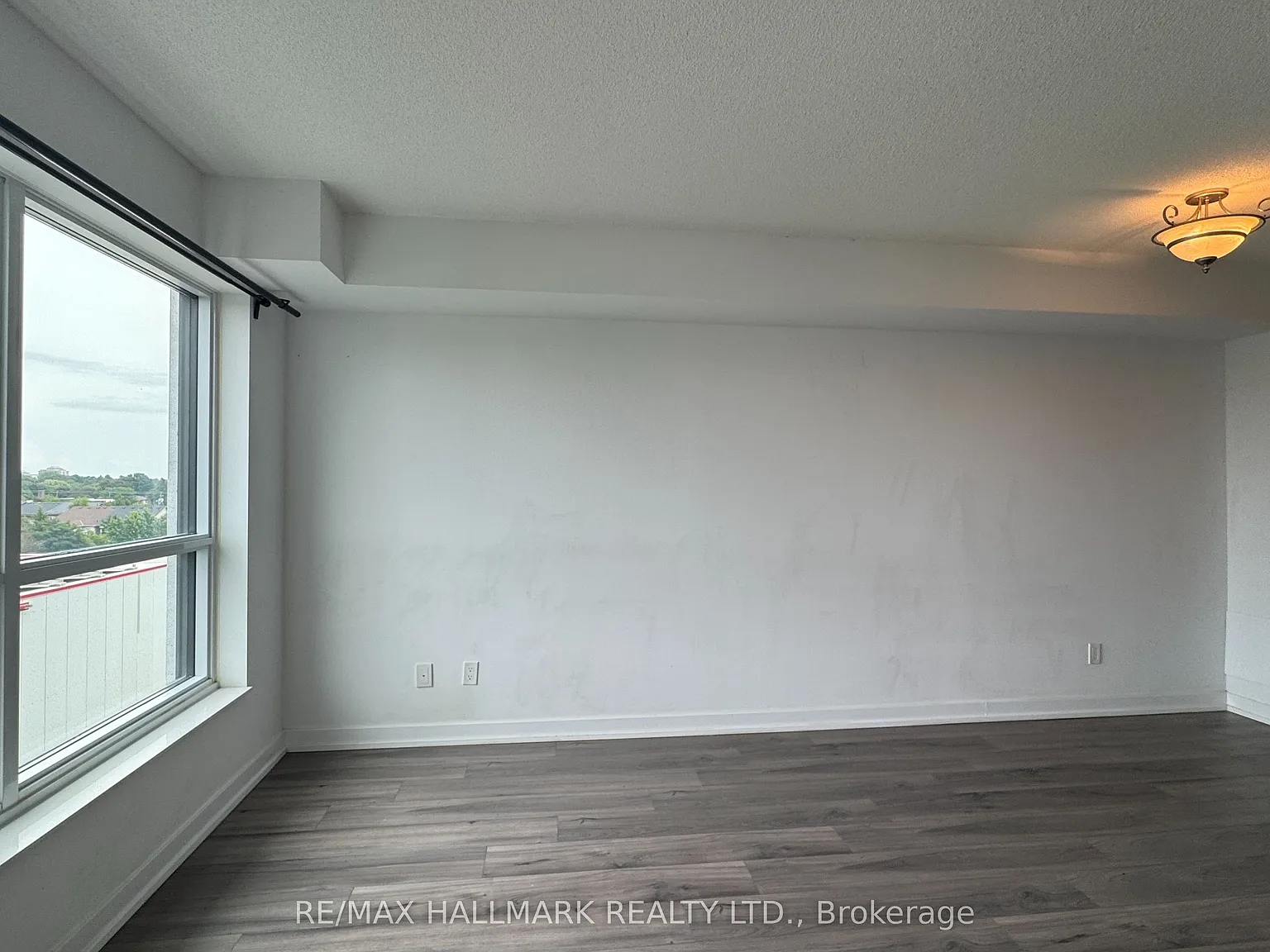 2 bed, $2,350 — Photo 4