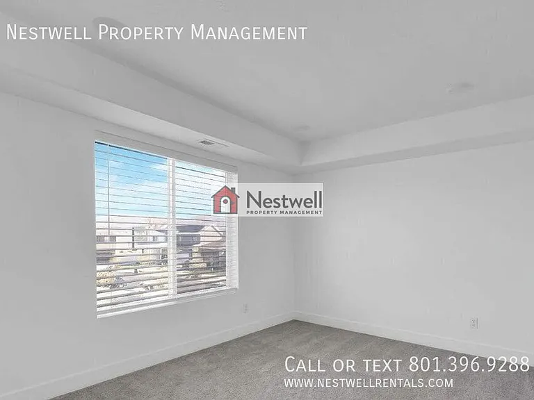 563 E Alma Mater Ave — Photo 18