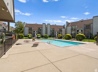 426 E Creekside Cir APT B, Murray, UT 84107