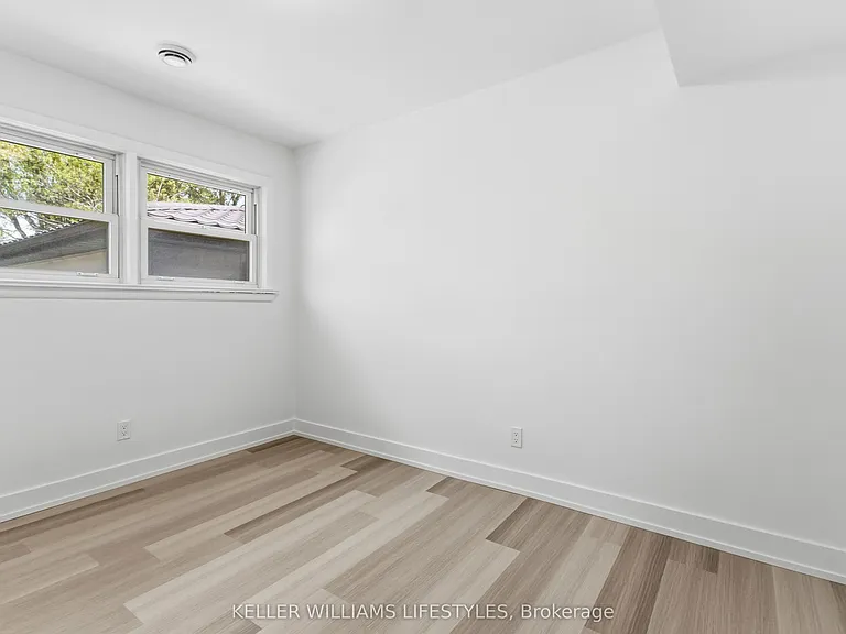 350 Reynolds Rd #1 — Photo 21