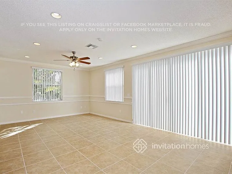 6251 Oak Bluff Way — Photo 7