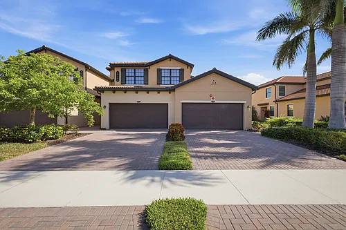 10792 Tarflower Dr #102 Photo 1
