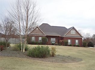 125 Forest Hill Ln, Wetumpka, AL 36093