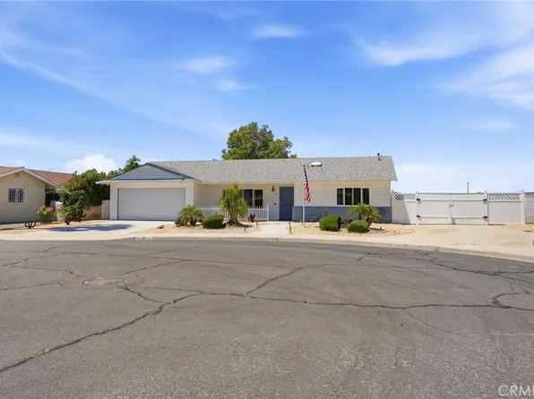 411 Brentwood Cir, Hemet, CA 92543