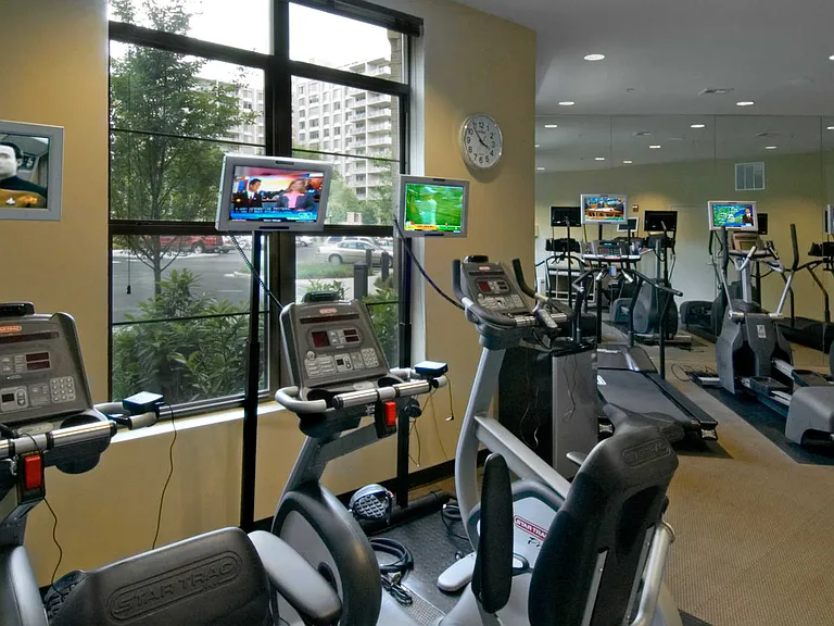 24-Hour Fitness Center