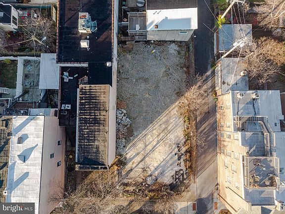 2nd image of 12 S Patterson Park Ave