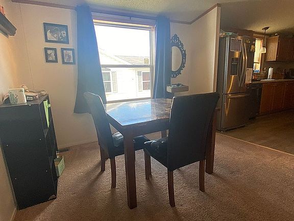 2nd image of 2811 Opal Ln