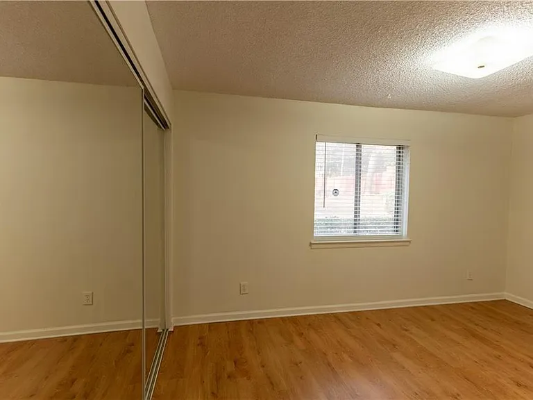 4266 Roswell Rd NE #K2 — Photo 9