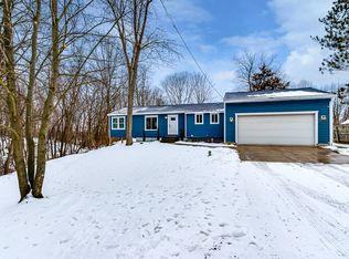 1030 4 Mile Rd NE, Grand Rapids, MI 49525