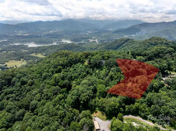 43 Sleepy Hollow Dr, Waynesville, NC 28785