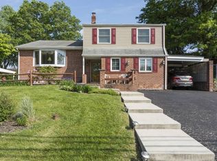 335 Sweetbriar Rd, King Of Prussia, PA 19406