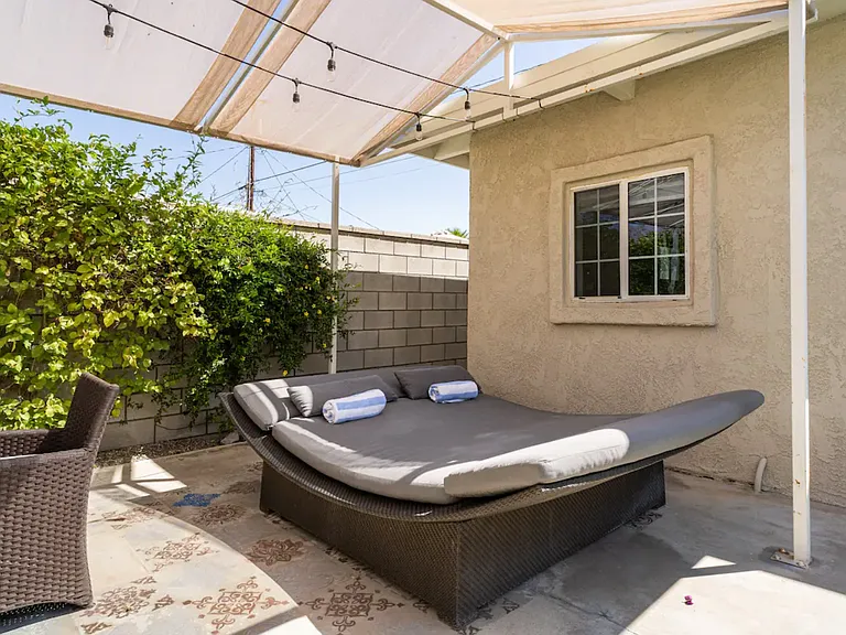 562 N Calle Marcus — Photo 20