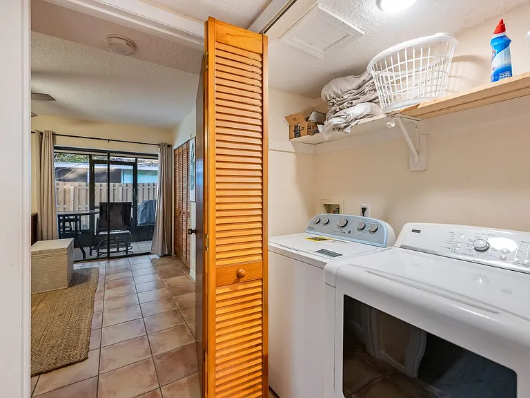 Laundry Room Cabinet