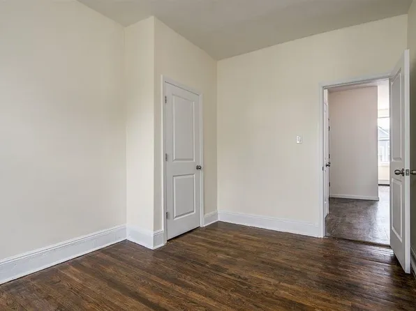 166 Armstrong Avenue image 15 of 18