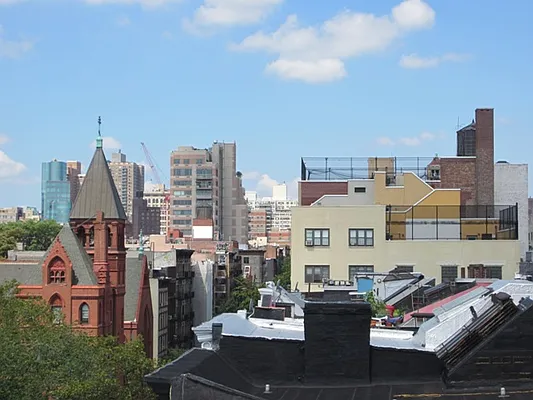 Rented by Mark David | media 45