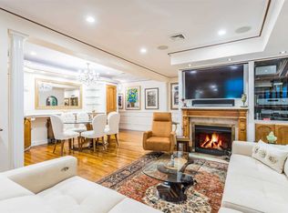 1215 E Broadway APT A12, Hewlett, NY 11557