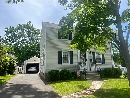 65 Buell St Photo 1