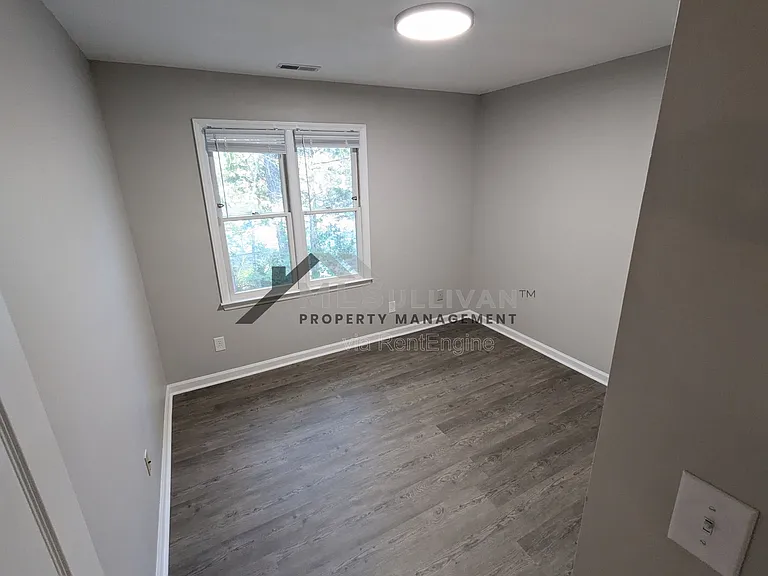 4424 American Dr — Photo 9