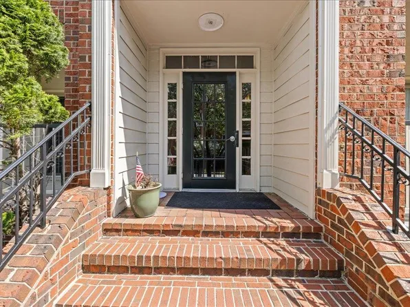 300 Yarmouth St APT 321, Norfolk, VA 23510
