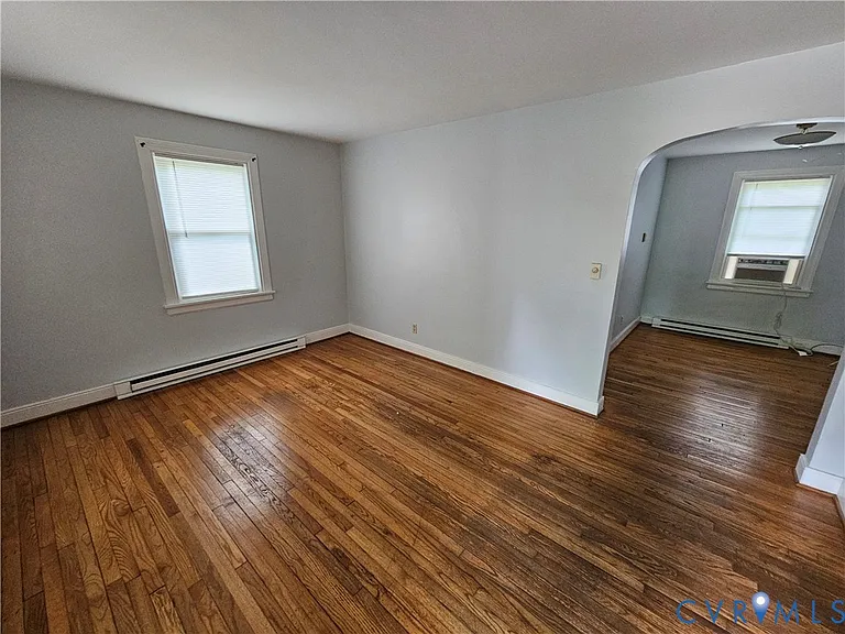 1400 Williamsburg Rd — Photo 3
