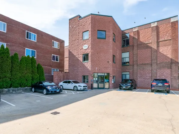 390 Charles Street APT 216, Bridgeport, CT 06606