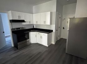 21 Mulberry St