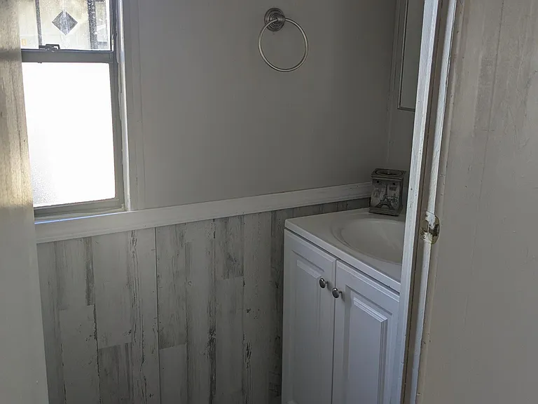 900 N Fretz Ave #10 — Photo 10