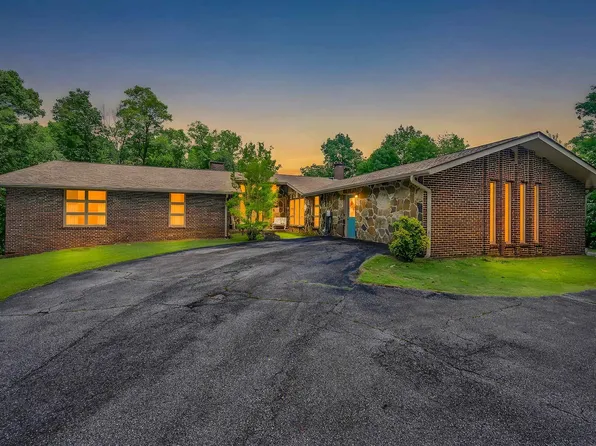 1491 Grandview Trl, Warrior, AL 35180