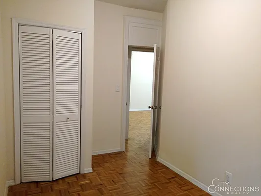 Rented by City Connections Realty | media 12