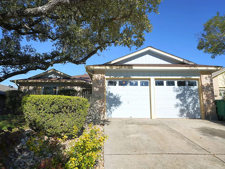 4211 Colonneh Trl