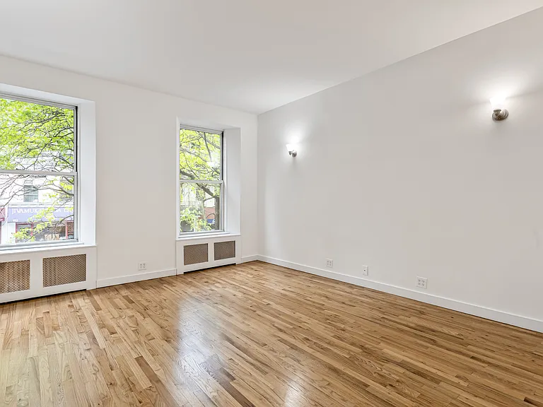 856 Lexington Ave #3 — Photo 8