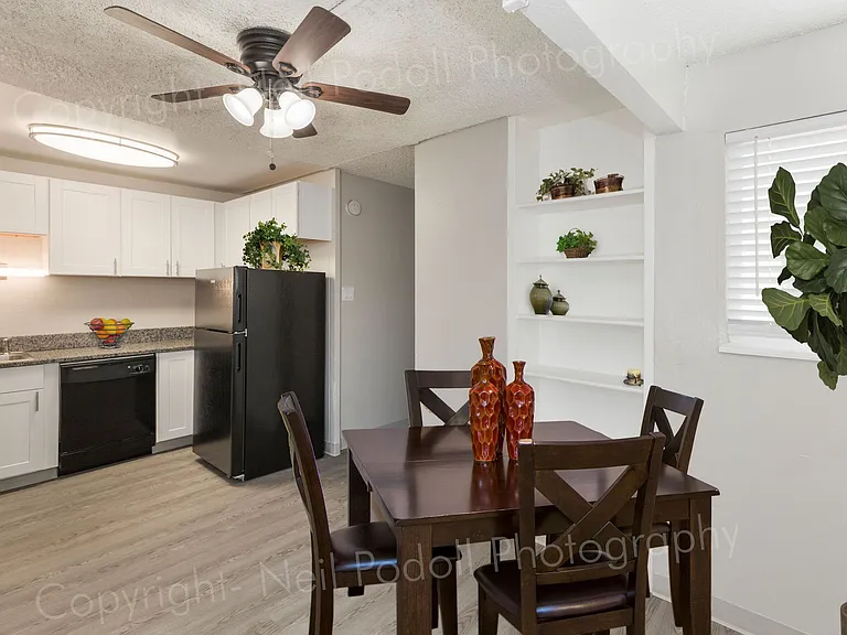 The Lofts at Rock Vue — Photo 6