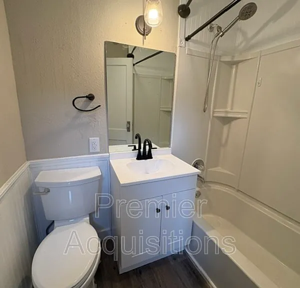 3318 Fernwood Ave — Photo 7