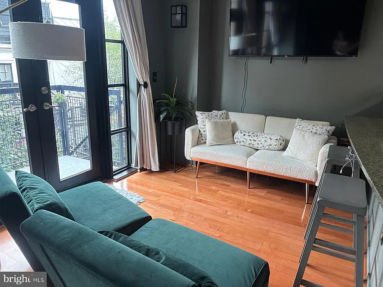 437 New York Ave NW #511 — Photo 11