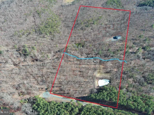 434 Loblolly Dr, Moorefield, WV 26836