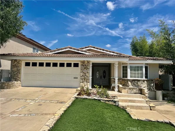 30380 Gulf Stream Dr, Canyon Lake, CA 92587