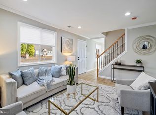 9107 Simpson Ln, Clinton, MD 20735