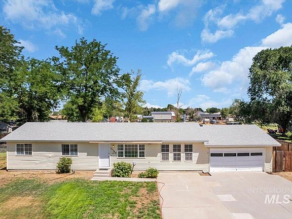 2nd image of 11140 W Gila Dr