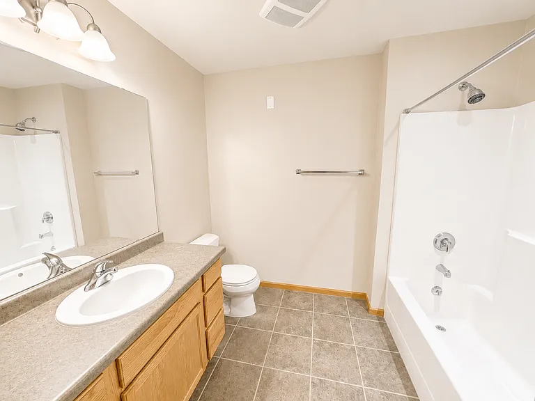 Cannery Square Apartments — Photo 14