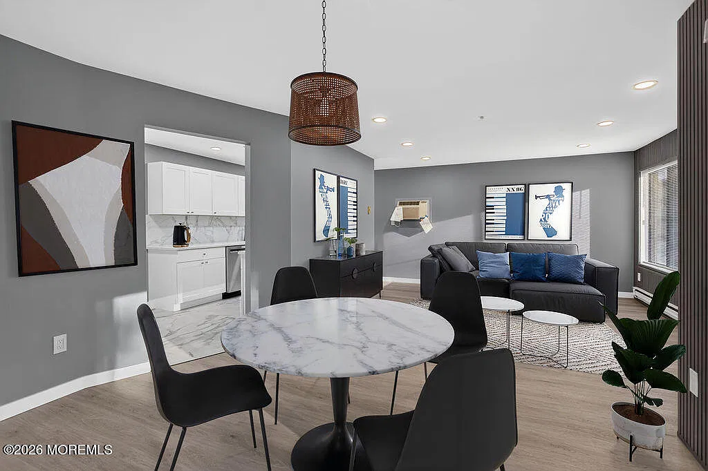 2 bed, 1130 sqft, $2,600 — Photo 1