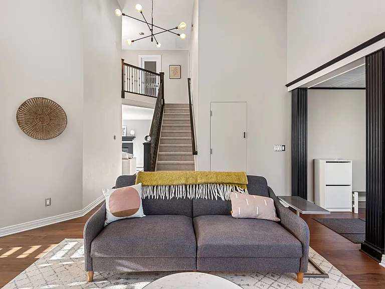 5006 SW Sweeney St — Photo 5