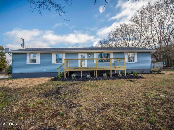 1013 N Trigonia Rd, Greenback, TN 37742