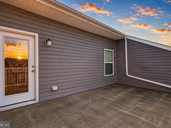 5th image of 138 Garden Capital Way