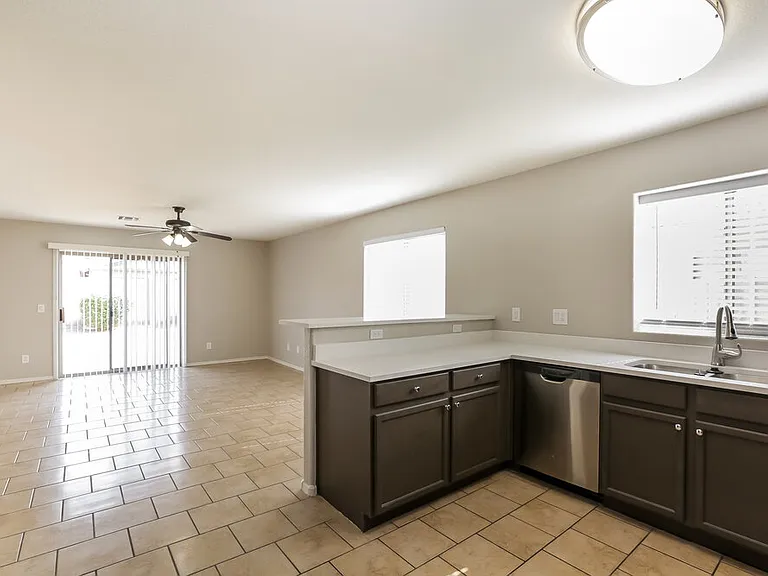 6044 W Odeum Ln — Photo 9