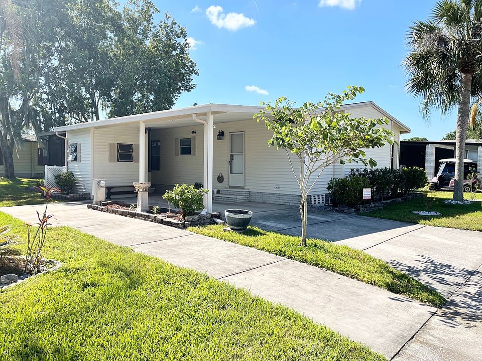 1st image of 268 Country Club Dr