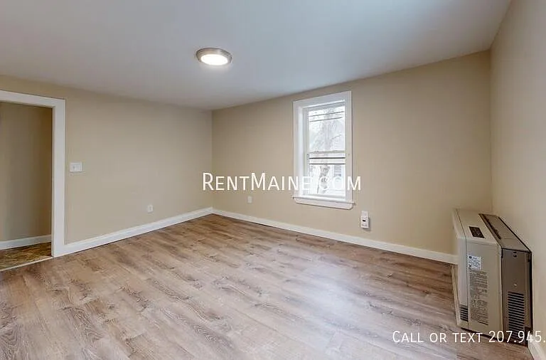 7 Bennett Ave #3 — Photo 2